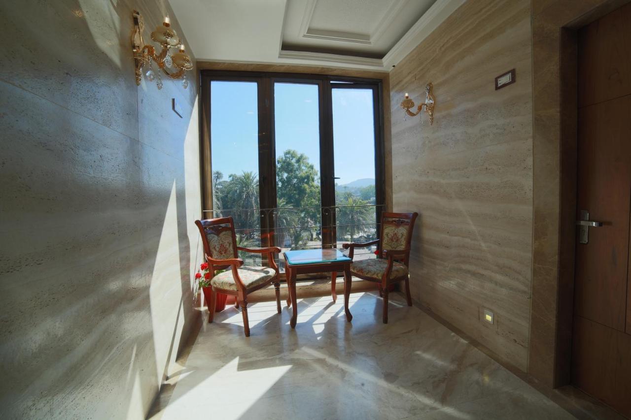 Hotel Sheratone Mount Abu Dış mekan fotoğraf