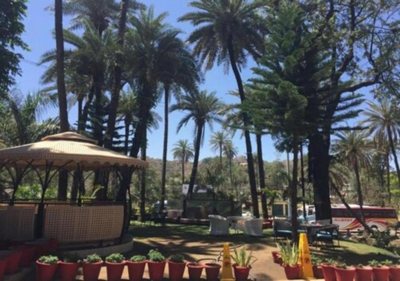 Hotel Sheratone Mount Abu Dış mekan fotoğraf
