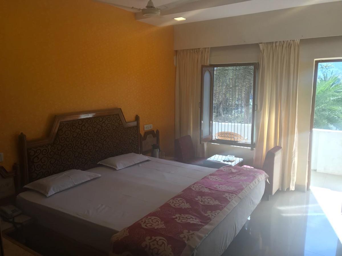 Hotel Sheratone Mount Abu Dış mekan fotoğraf