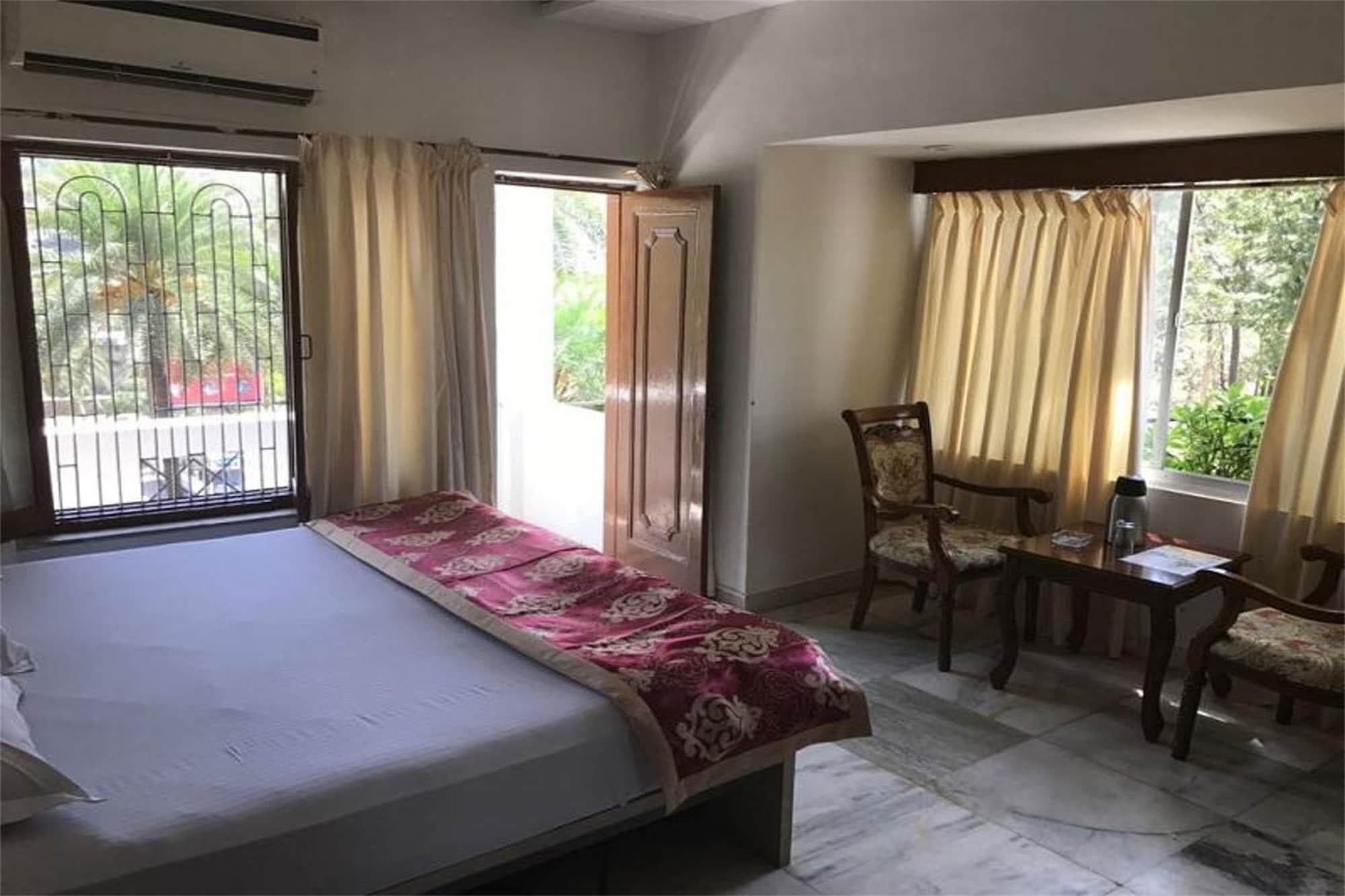 Hotel Sheratone Mount Abu Dış mekan fotoğraf
