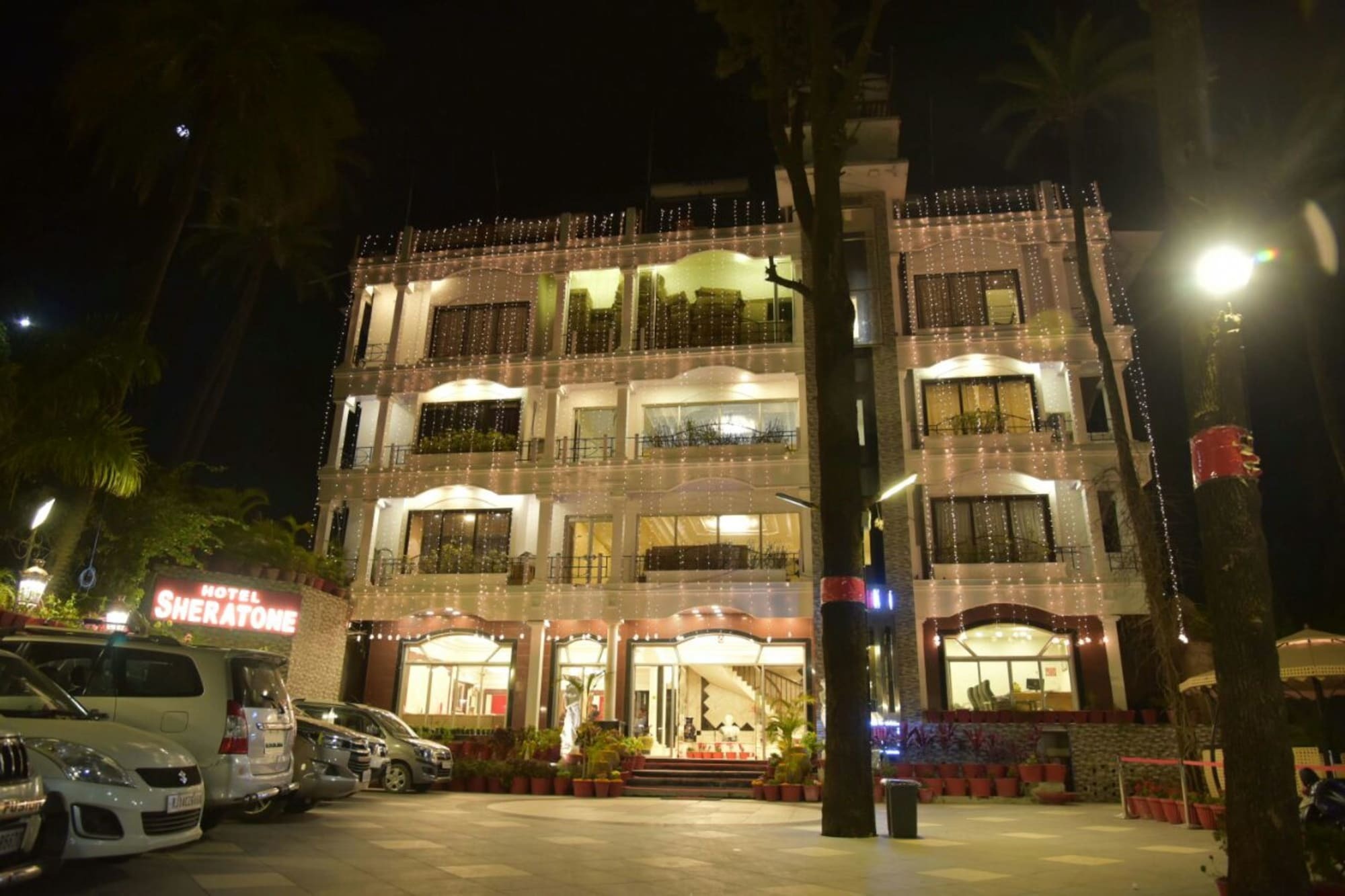 Hotel Sheratone Mount Abu Dış mekan fotoğraf