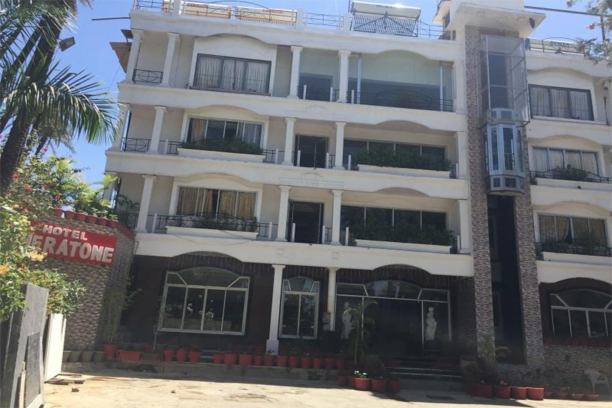 Hotel Sheratone Mount Abu Dış mekan fotoğraf